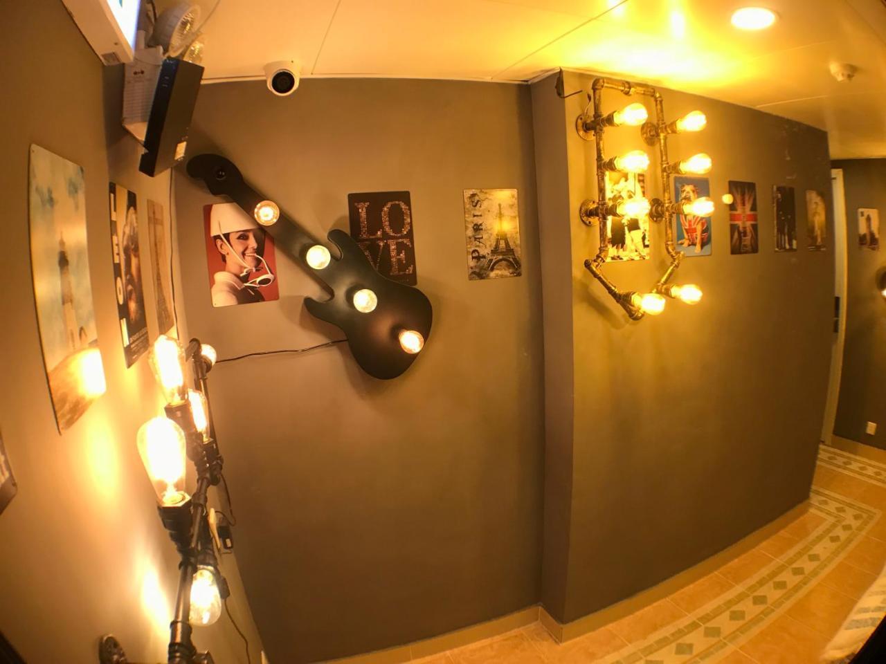 Tong Luo Wan Hostel Hong Kong Exterior photo